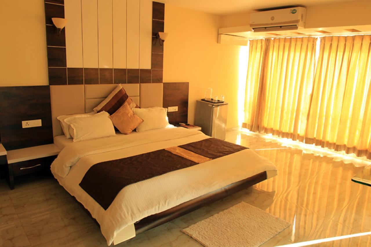 Cidade De Daman - Beach Resort Buitenkant foto