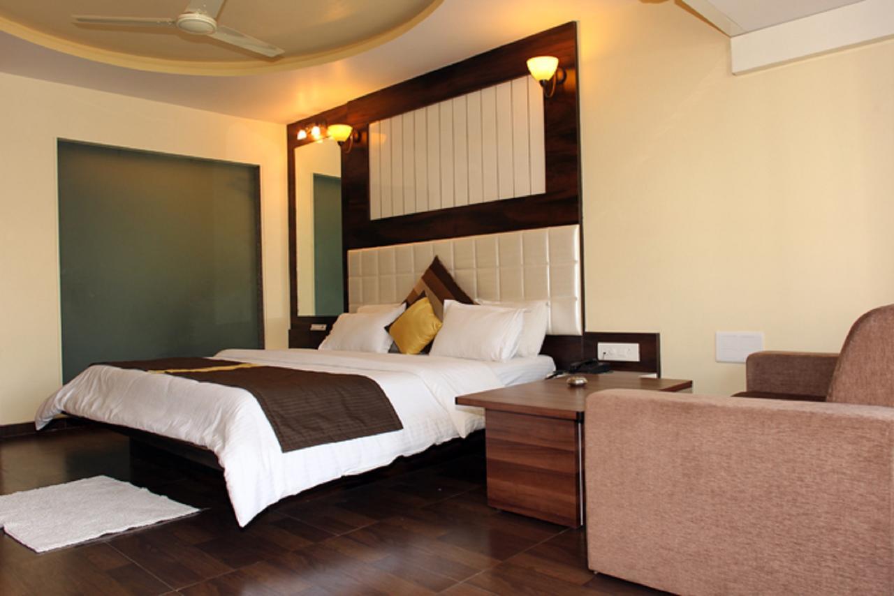 Cidade De Daman - Beach Resort Buitenkant foto
