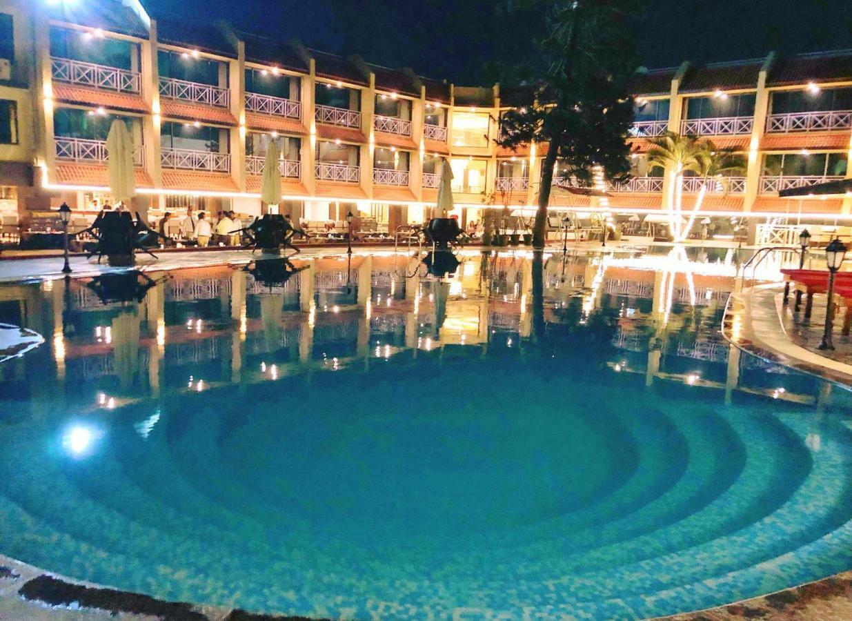 Cidade De Daman - Beach Resort Buitenkant foto