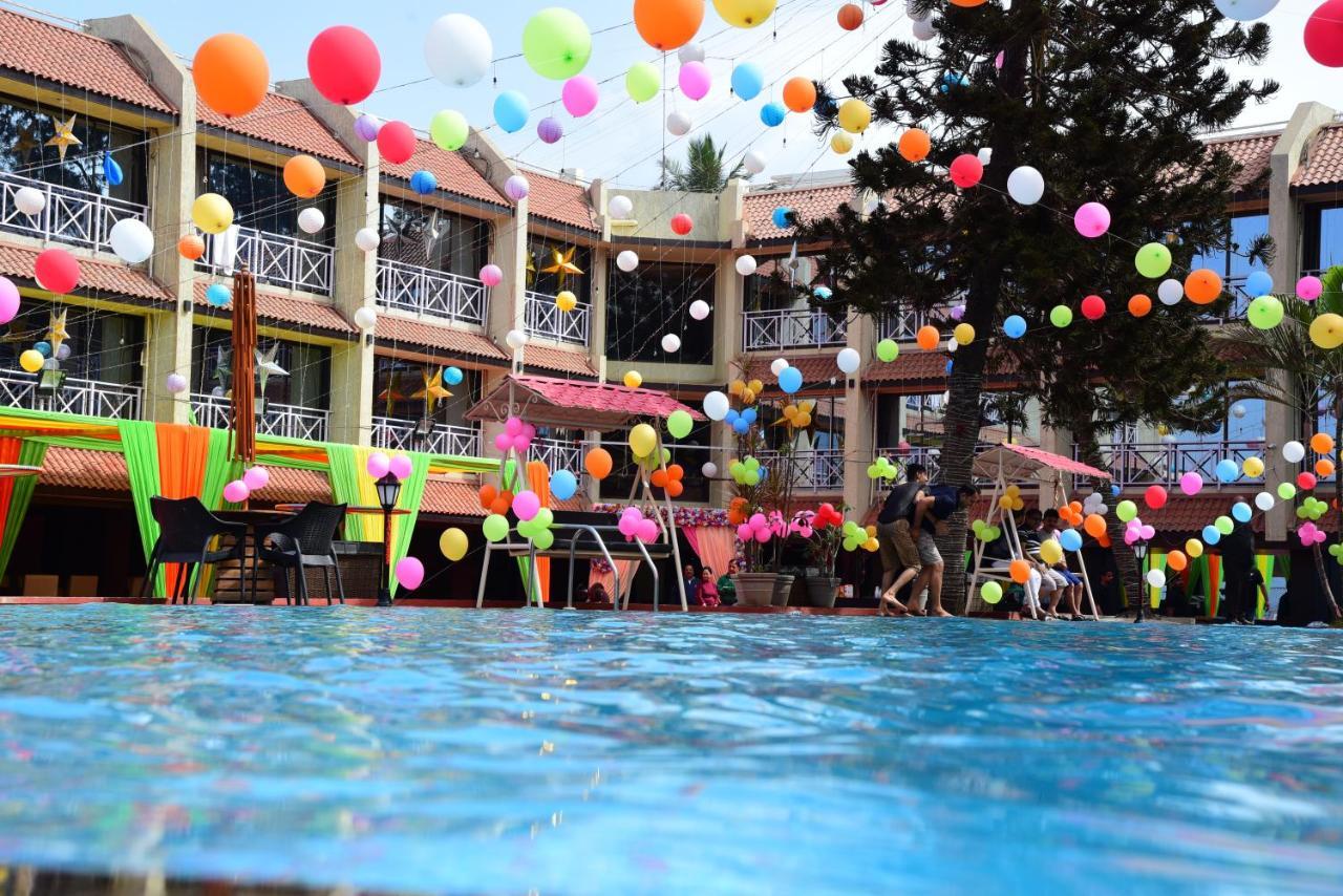 Cidade De Daman - Beach Resort Buitenkant foto