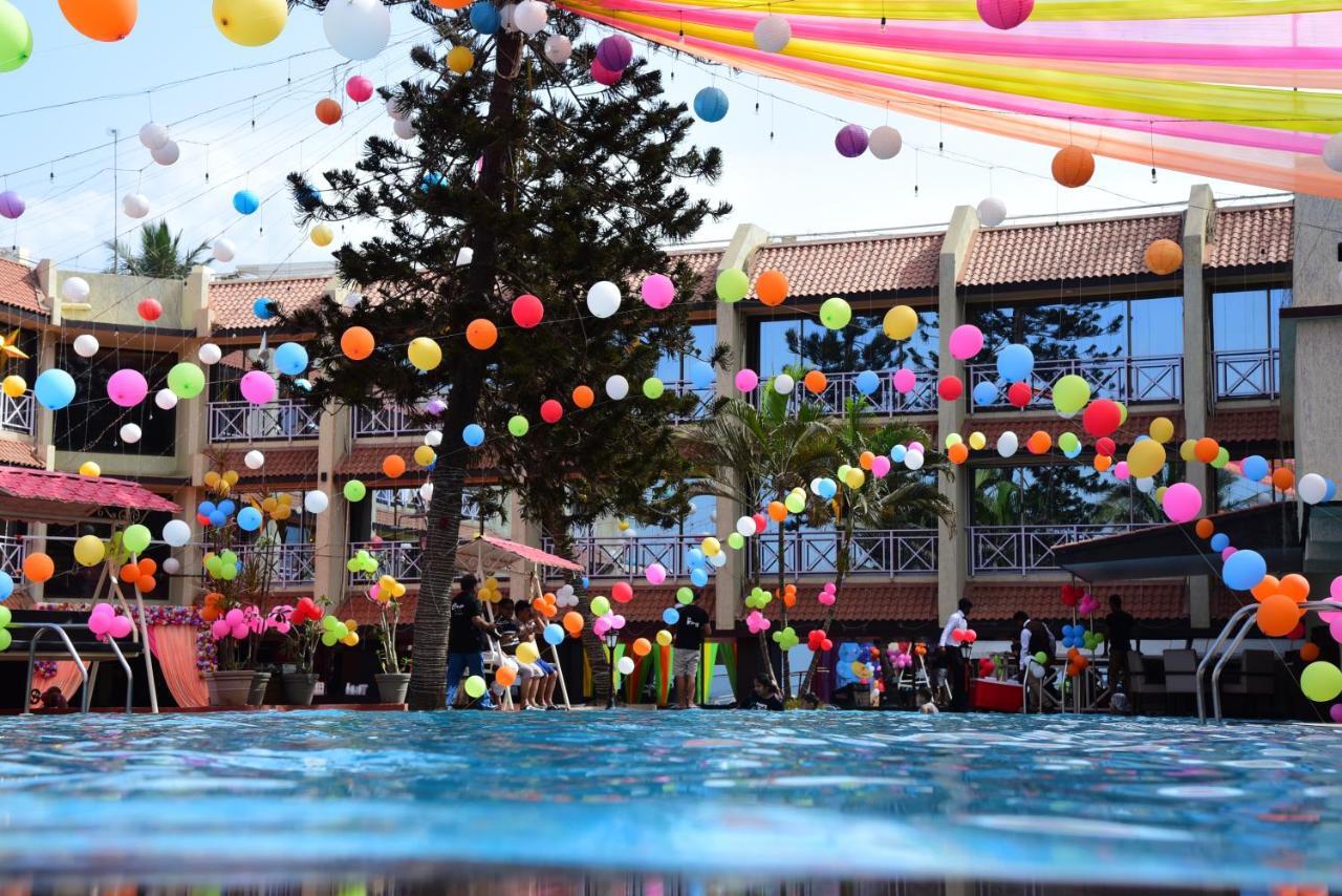 Cidade De Daman - Beach Resort Buitenkant foto